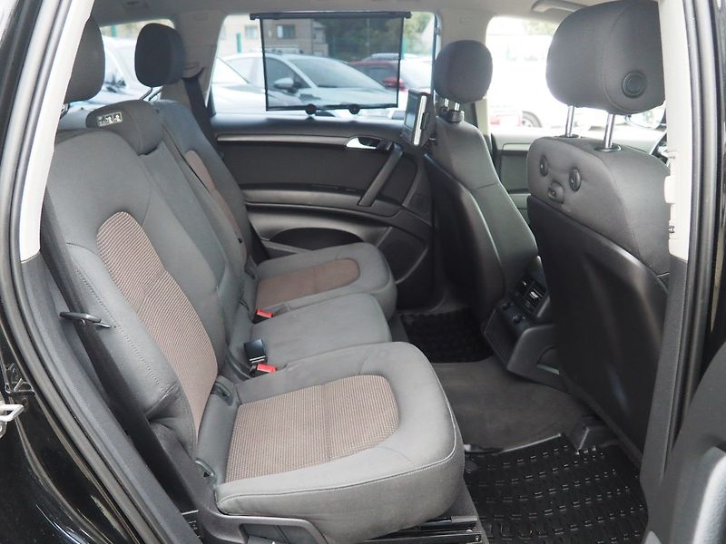 Audi Q7 (2010) 3.0 TDI, 176 kW, Quattro - fotka 17 z 38