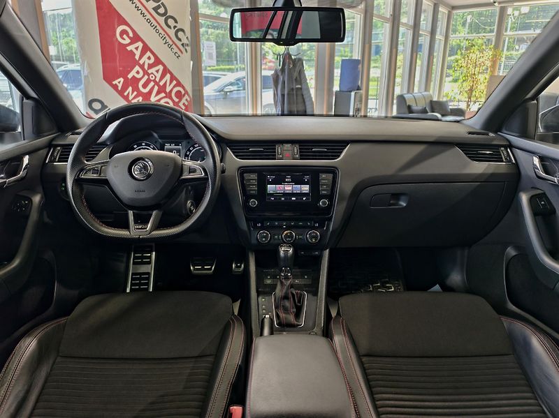Škoda Octavia RS 2.0 TSI 162kW DSG CHALLENGE - fotka 9 z 24