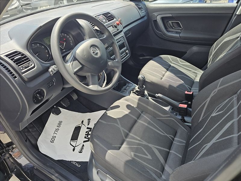 Škoda Fabia II 1,2TSi63KW Fresch - fotka 11 z 40