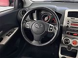 Toyota Urban Cruiser (2009) 1.33 Dual VVT-i, Vyhř. sedaček - náhled 15