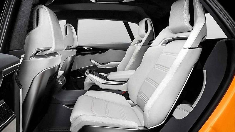 Audi Q8.