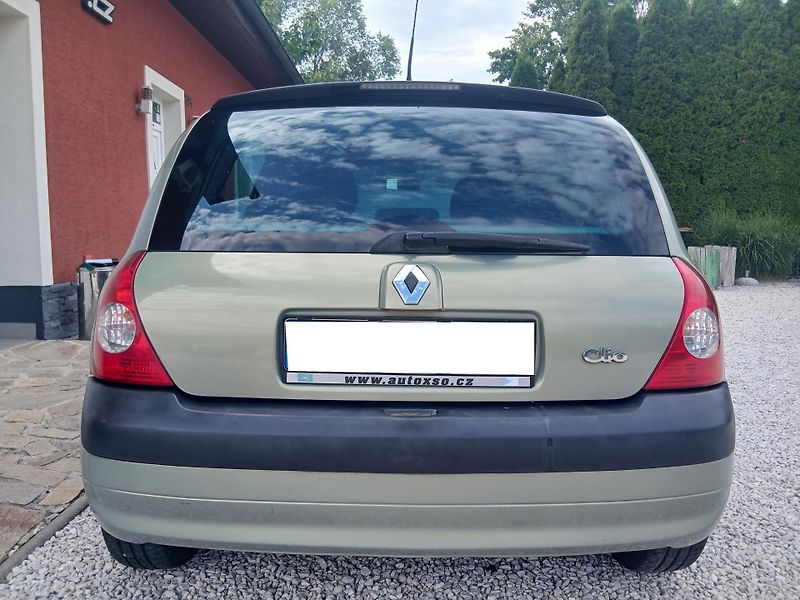 Renault Clio 1.2i ČR +sada kol - fotka 4 z 27