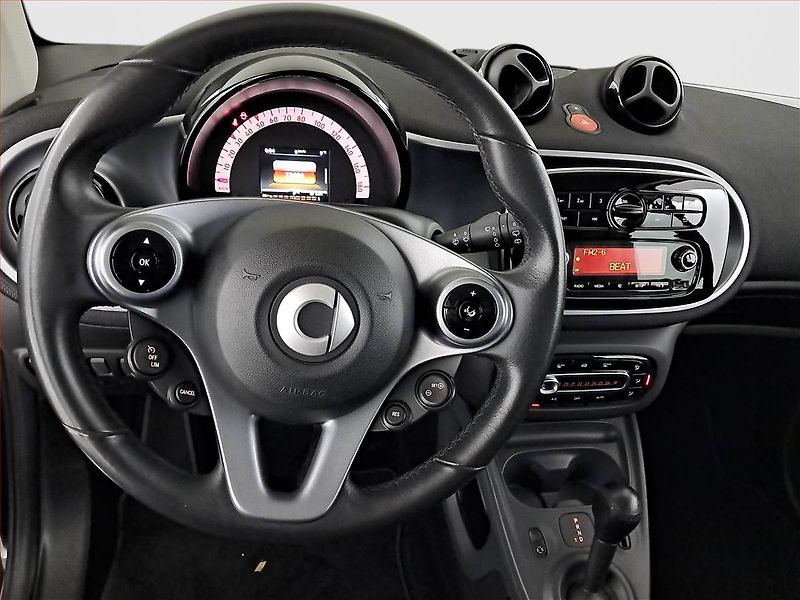 Smart Fortwo (2019) 1.0, Automat, Serv.kniha - fotka 11 z 15