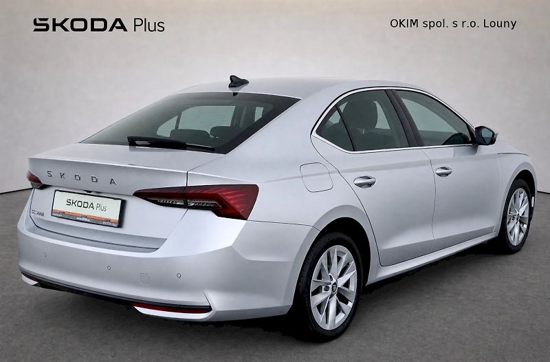 Škoda Octavia (2025) Top Selection 1,5 Tsi 110 Kw D - fotka 2 z 42