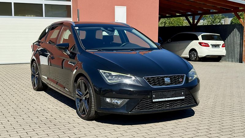 Seat Leon ST*2.0TDi*135kW*FR*LED*ACC* - fotka 6 z 20