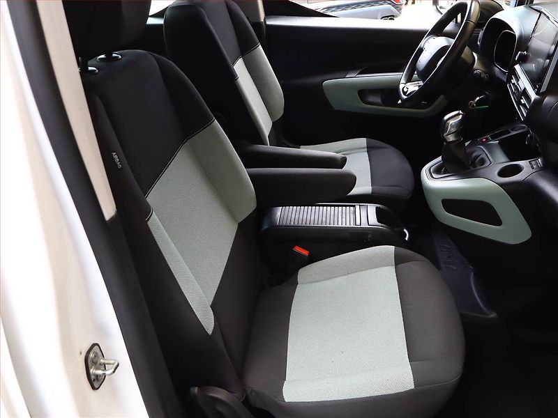Citroën Berlingo (2020) Feel 1.5 BlueHDi, 5Míst, ČR - fotka 7 z 15