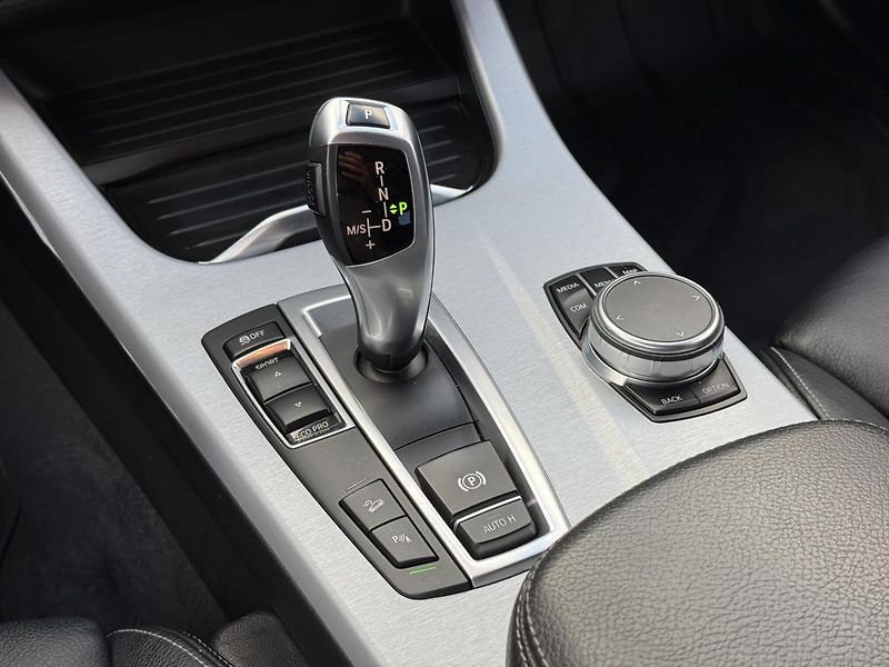 BMW X4 xDrive20d - fotka 11 z 19