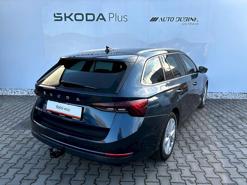 Škoda Octavia (2023) Combi 2.0 TDI 85kW MP6 Style - fotka 2 z 35