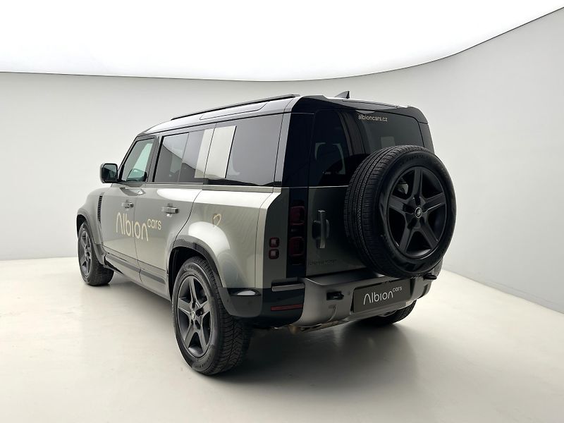 Land Rover Defender 110 D300 X-DYNAMIC SE AWD AUT  - fotka 10 z 48