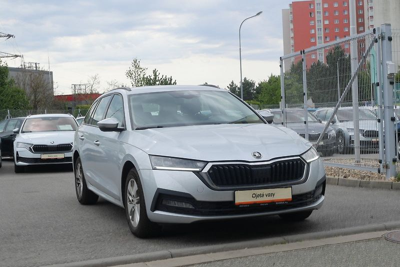 Škoda Octavia - fotka 3 z 6