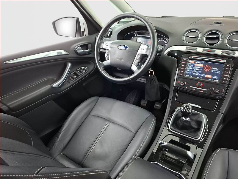Ford S-MAX (2011) 2.0 TDCi, Navi, Tempomat - fotka 7 z 18