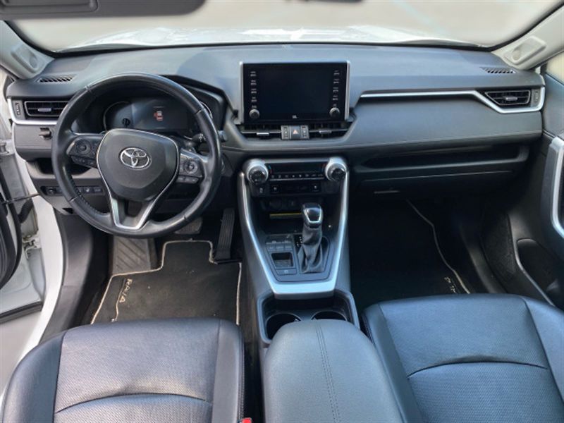 Toyota RAV4 (2020) 2.5 Hybrid e-CVT Executive - fotka 5 z 5