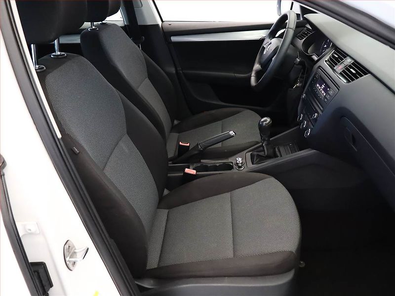 Škoda Octavia (2013) 1.2 TSI - fotka 7 z 12