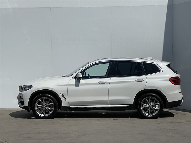 BMW X3 2,0 xDrive20i AT8 LED - fotka 2 z 22