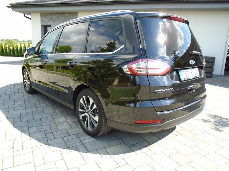 Ford Galaxy 2.0EcoBlue 140kW 8AT Titanium  - fotka 3 z 43