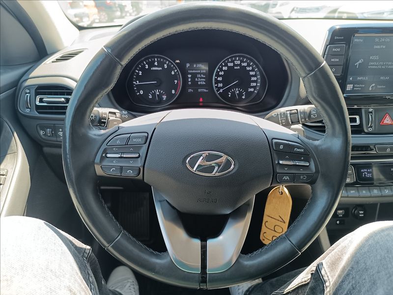 Hyundai i30 1,0 T-GDi , DCT,Automat Smart - fotka 10 z 21