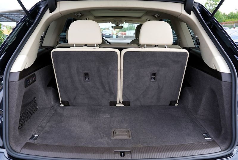 Audi Q7 3.0 TDI 200 kW/Q/7míst - fotka 12 z 50