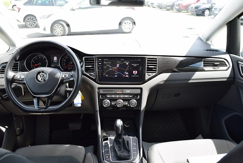 Volkswagen Golf Sportsvan (2020) 1.5TSI 110kw DSG 7° HIGHLINE  - fotka 17 z 50