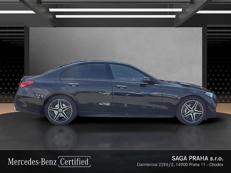 Mercedes-Benz Třídy C 200 4MATIC AMG Night - fotka 3 z 18