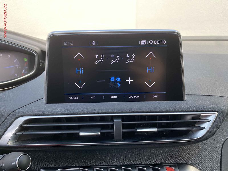 Peugeot 3008 (2019) 1.2PT, Crossway - fotka 17 z 19