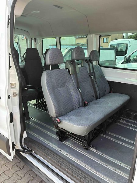 Ford Transit (2015) KLIMA + 9 MÍST - fotka 11 z 14