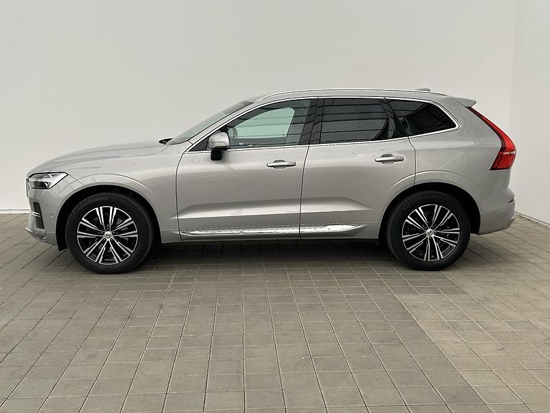 Volvo XC60 2.0 B5 4x4 INSCRIPTION - fotka 3 z 26