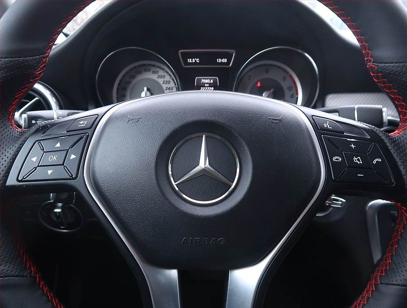 Mercedes-Benz GLA (2015) Progressive 180 CDI - fotka 17 z 18