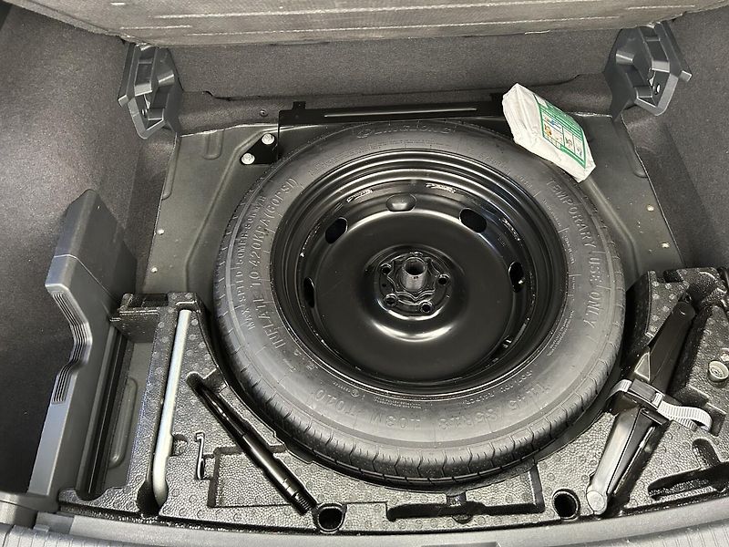 Volkswagen Tiguan Allspace 2.0 TDI 4x4 Elegance - fotka 24 z 27