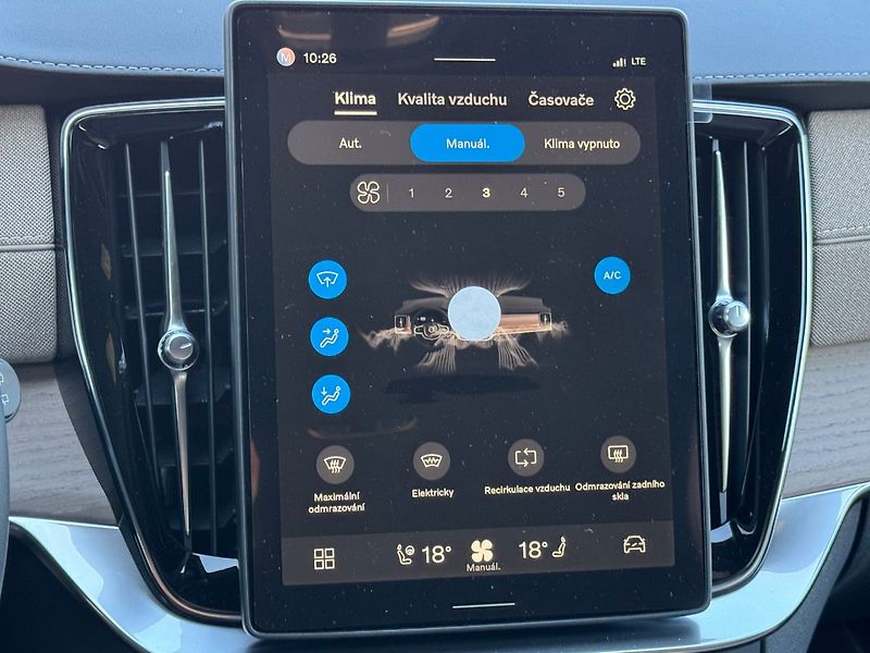Volvo XC90 PLUS B5, VZDUCH, 360° - fotka 18 z 22