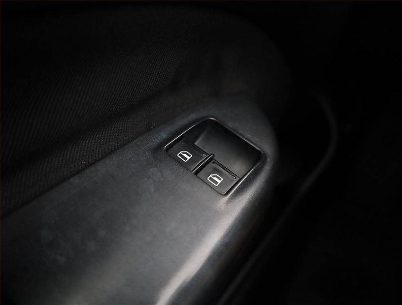 Škoda Octavia (2011) 1.6 TDI, Serv.kniha, Tempomat - fotka 10 z 15