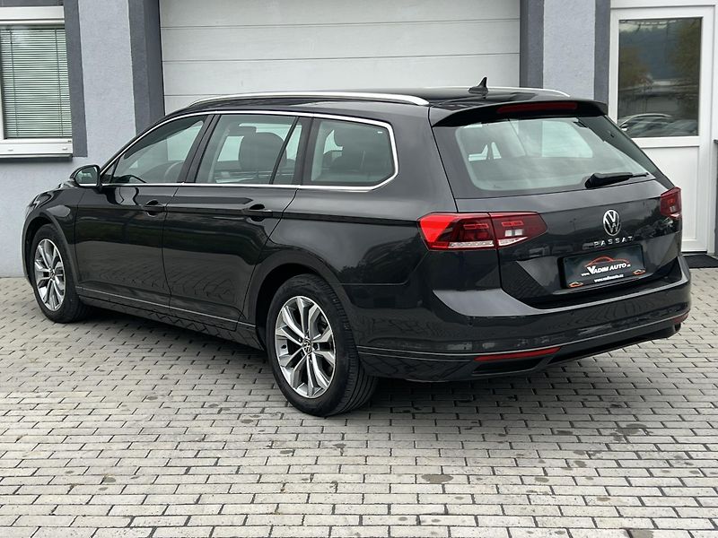 Volkswagen Passat (2024) 1.5TSI 110kW DSG 1.MAJITEL ČR - fotka 3 z 23