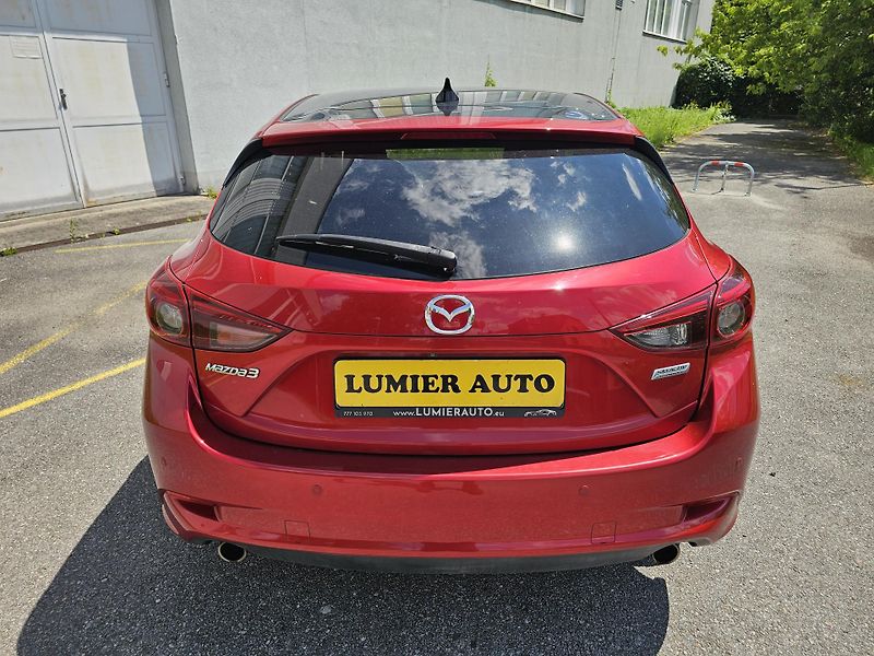 Mazda 3 (2018) 2.0i, NAVI - fotka 4 z 28