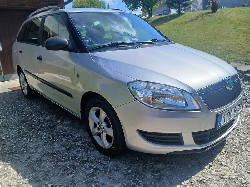 Škoda Fabia 1,6 66kw, Tažné - fotka 2 z 8