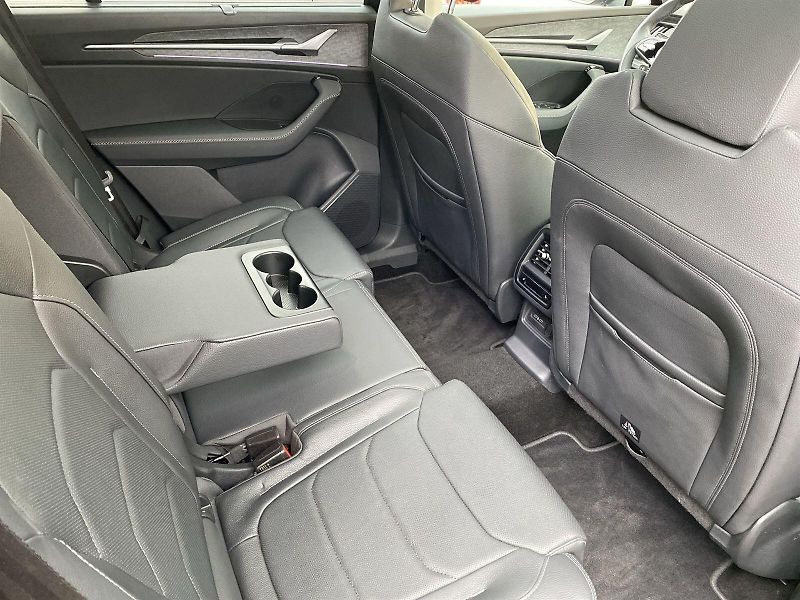 Škoda Kodiaq (2024) 2.0 TDI 4x4 DSG Exclusive Sele - fotka 9 z 40