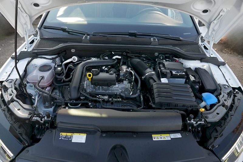 Škoda Scala (2025) 1.0 TSI 85kW DSG 7° Monte Carl - fotka 33 z 34