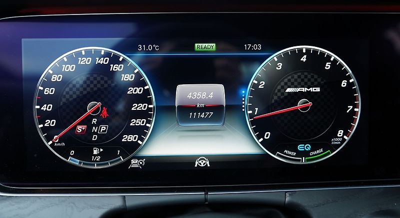 Mercedes-Benz Třídy E E 53 AMG 4Matic+/440PS - fotka 36 z 50