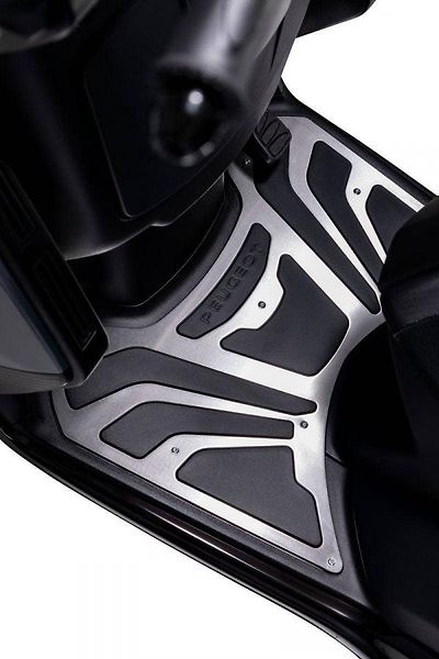 Peugeot Pulsion 125 (2025) GT - fotka 3 z 5