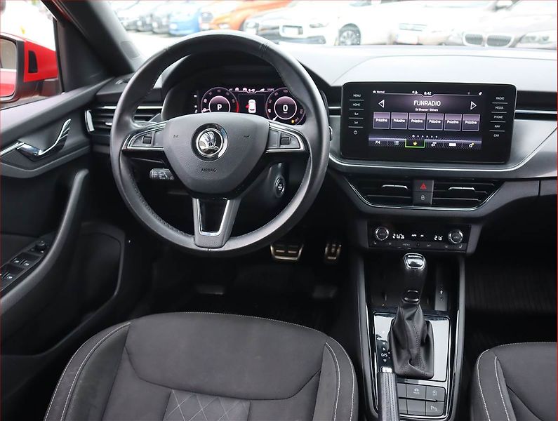 Škoda Kamiq (2020) Style Plus 1.0 TSI, Automat - fotka 7 z 22