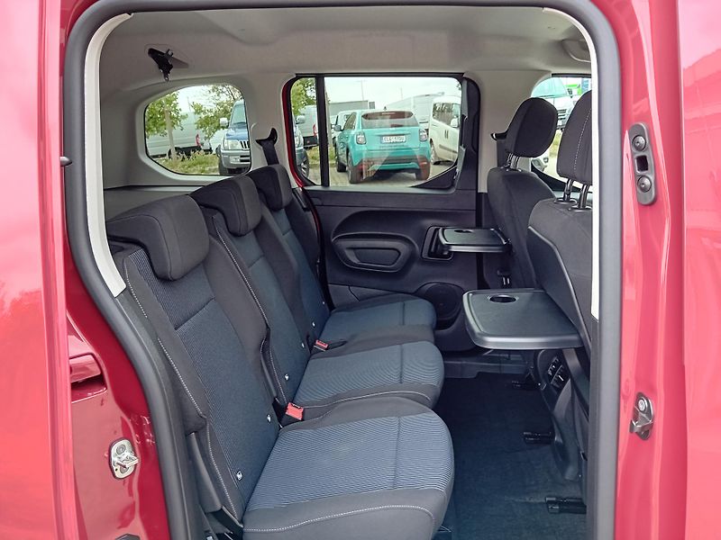 Fiat Dobló (2026) 1,2T 110k ICON /7LET ZÁR/IHNED - fotka 17 z 20