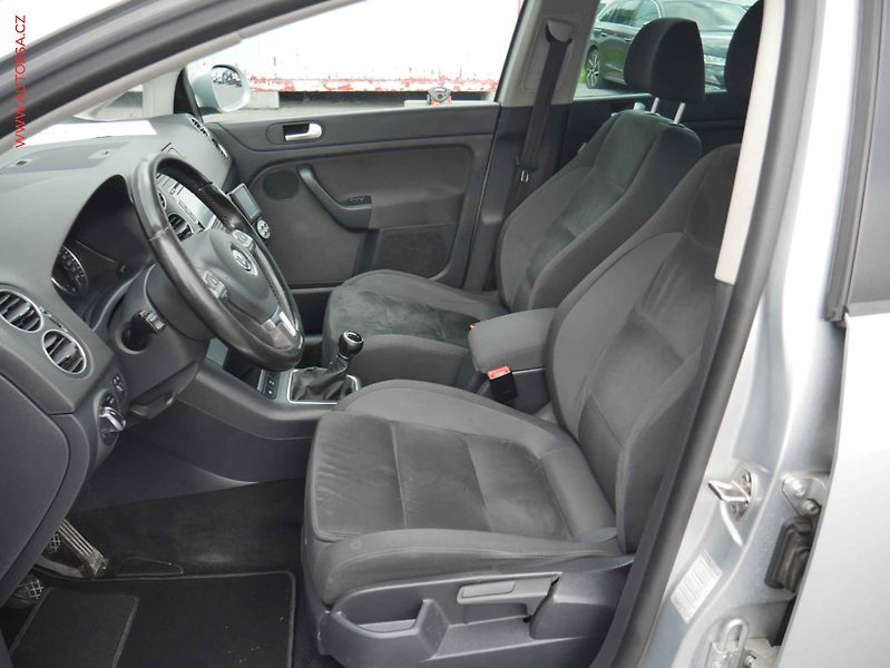 Volkswagen Golf Plus (2010) 2.0 TDi, ČR, AC, tempo, park - fotka 9 z 17