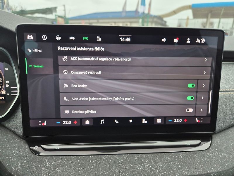 Škoda Octavia Combi 2,0 TDI Top Selection, w - fotka 20 z 29