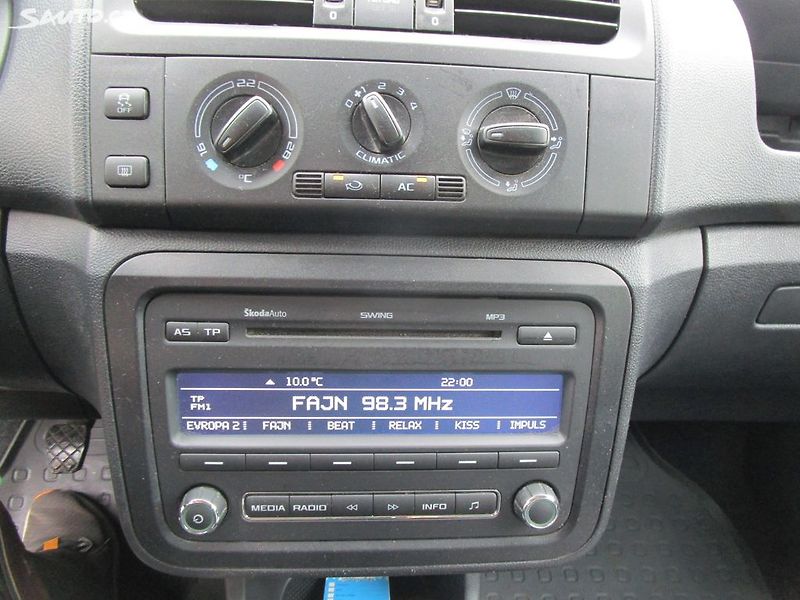 Škoda Fabia 1,2 - 51KW - NOVÁ STK+OLEJ - fotka 17 z 21