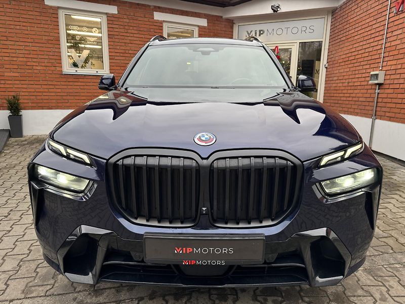 BMW X7 40i-INDIVID-MASÁŽE-R22-TAŽ. - fotka 9 z 47