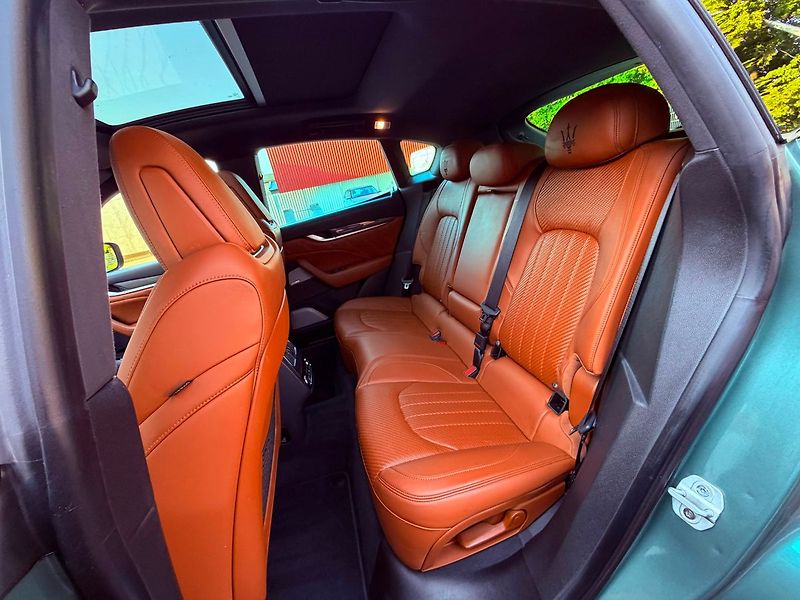 Maserati Levante S GrandLusso Q4 316 kW, ČR, B& - fotka 13 z 30