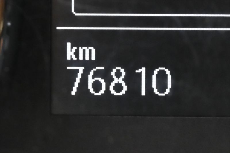 Volkswagen Crafter 2,0 TDI 103 kW L2H2 Tempomat T - fotka 17 z 28