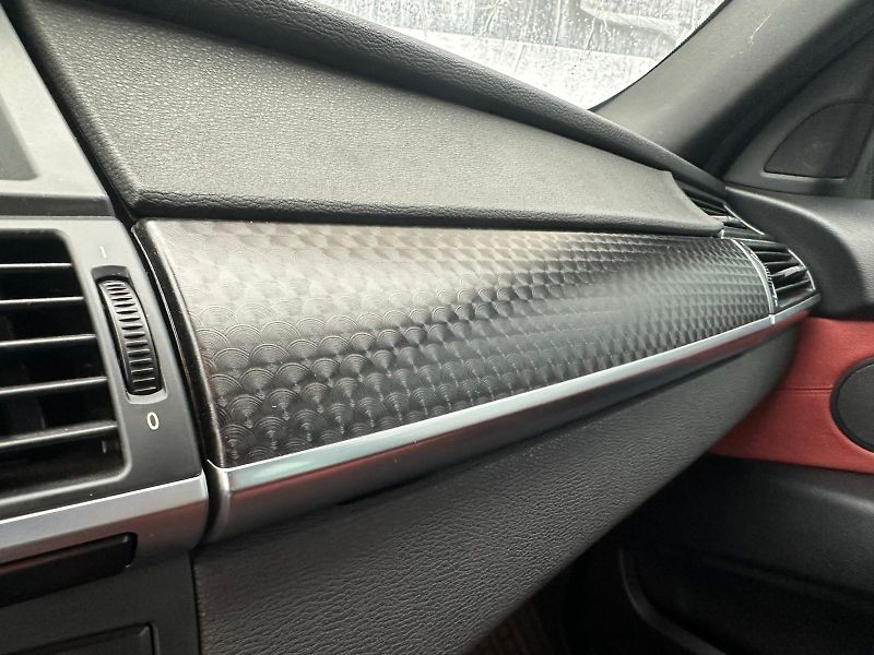 BMW X6 (2012) 40D, 225KW, MASÁŽ, VÝBAVA - fotka 23 z 27