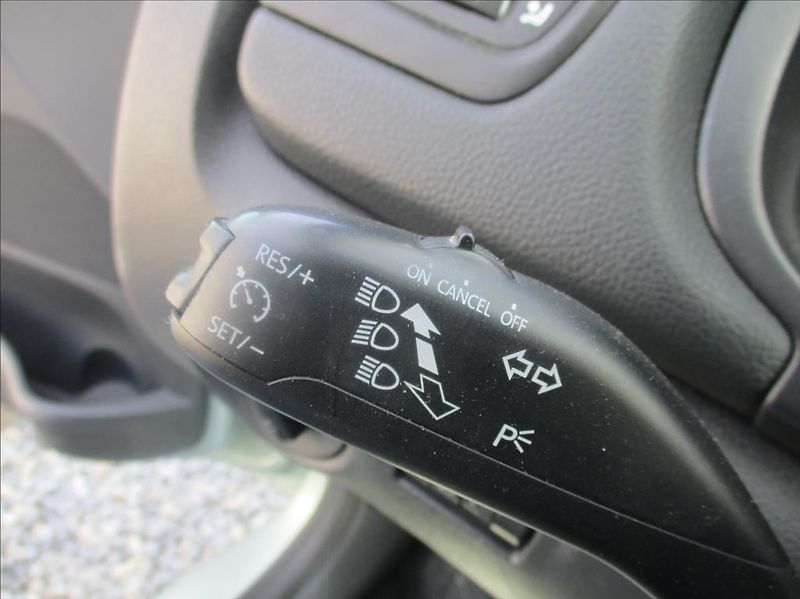 Škoda Fabia 1,2 TSI, klima, serv. kniha, - fotka 21 z 31