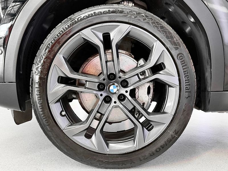 BMW X6 30d xDrive INDIVIDUAL, LED, HU - fotka 9 z 31