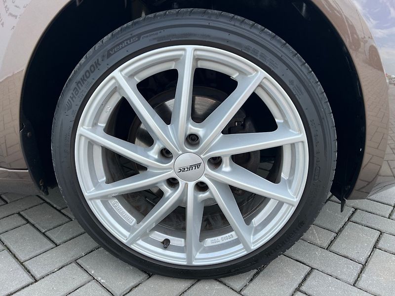 Škoda Octavia (2018) 1.5 TSI 110Kw! Style! Tažné! - fotka 36 z 37