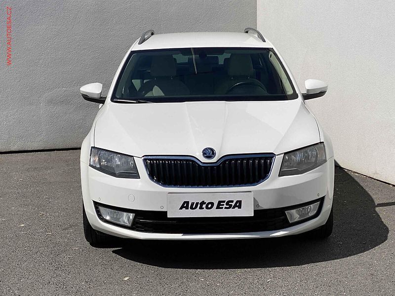 Škoda Octavia (2014) 1.4 TSi, Style, DSG - fotka 2 z 16